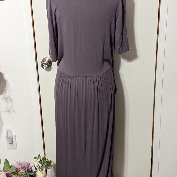 Sign Here. Maxi Dress c200 - Picture 7 of 10